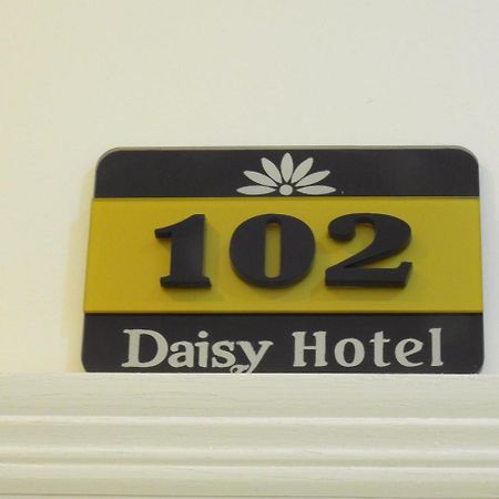 הו צ'י מין סיטי Daisy Hotel מראה חיצוני תמונה
