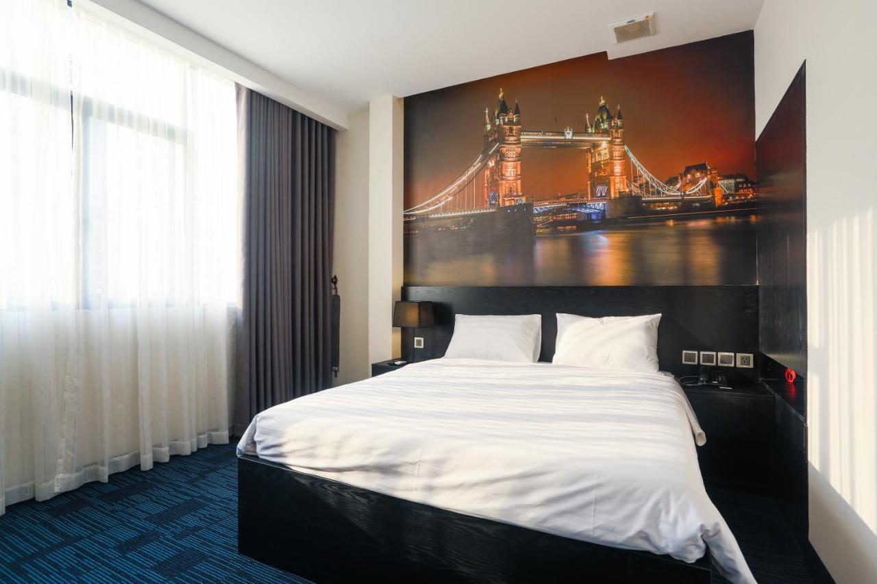 הו צ'י מין סיטי Daisy Hotel מראה חיצוני תמונה