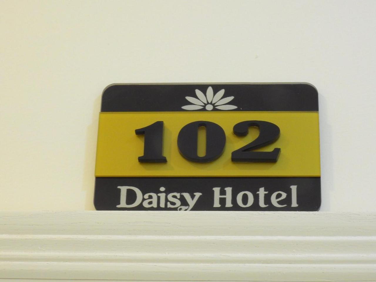 הו צ'י מין סיטי Daisy Hotel מראה חיצוני תמונה