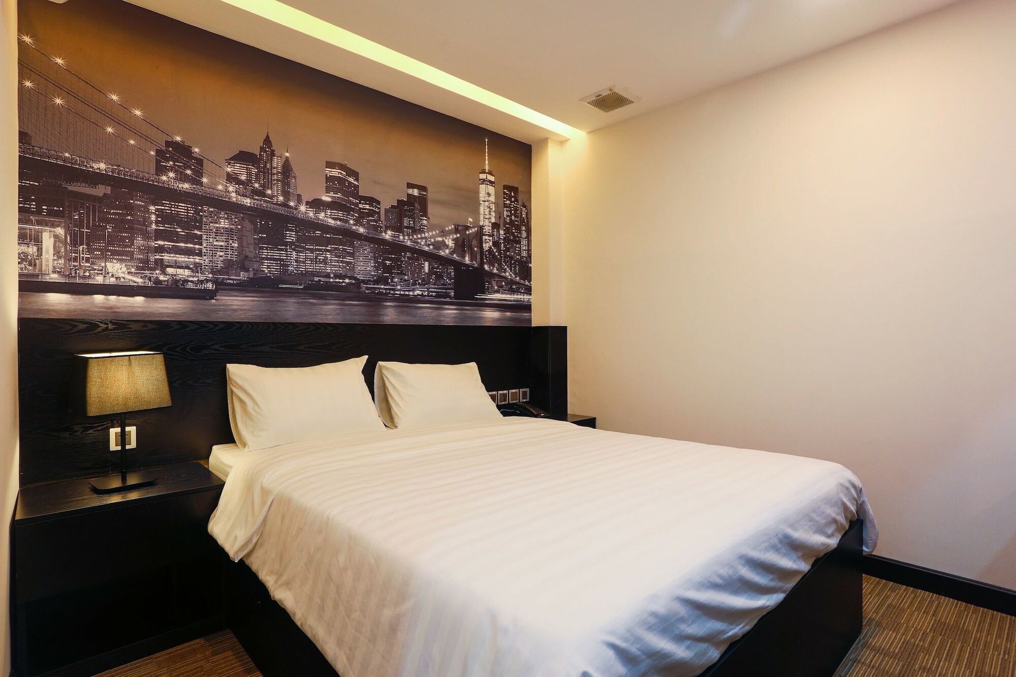הו צ'י מין סיטי Daisy Hotel מראה חיצוני תמונה